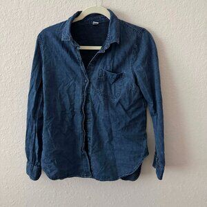 Relaxed-fit denim buttondown